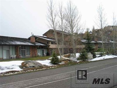 1805 Ski Time Square Dr, Steamboat Springs, CO, 80487