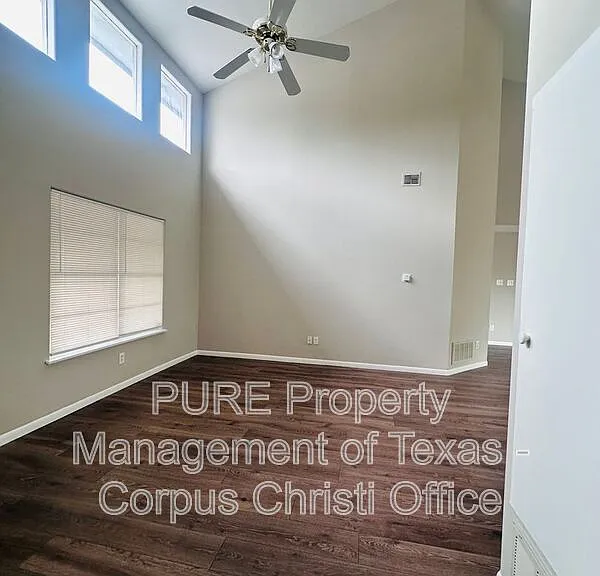 4006 Panama Dr — Photo 11