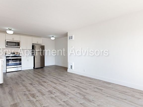 5th image of 355 Estabrook St APT 402