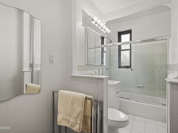 4th image of 222 E 35th St APT 5K