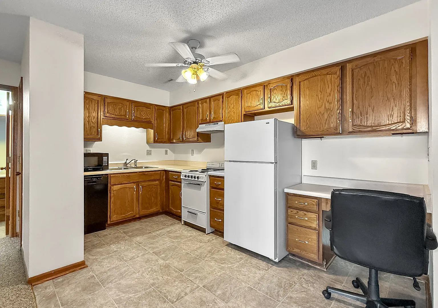 Trailside Apartments — Photo 3