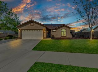 395 Mandarin St, Lindsay, CA 93247
