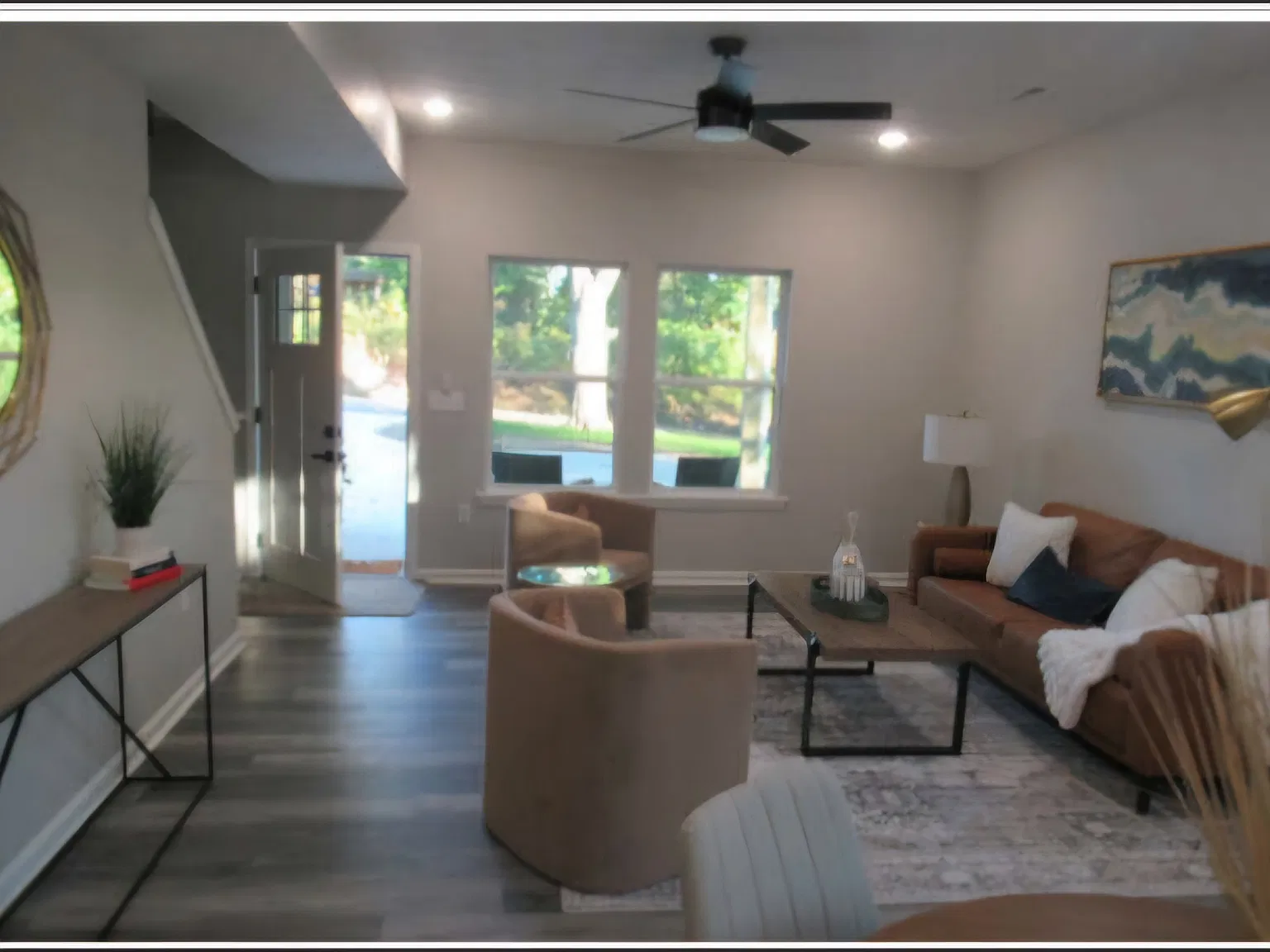 3 bed, 1300 sqft, $1,750 — Photo 2