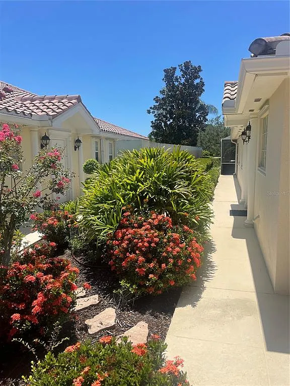 2 bed, 2.0 bath, 1534 sqft, $3,000 — Photo 4