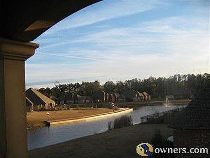 4th image of 18626 Lake Stream Dr