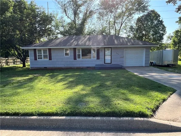 820 S Margrave St, Fort Scott, KS 66701