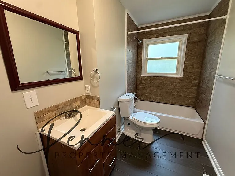 1503 N Cherokee St — Photo 4
