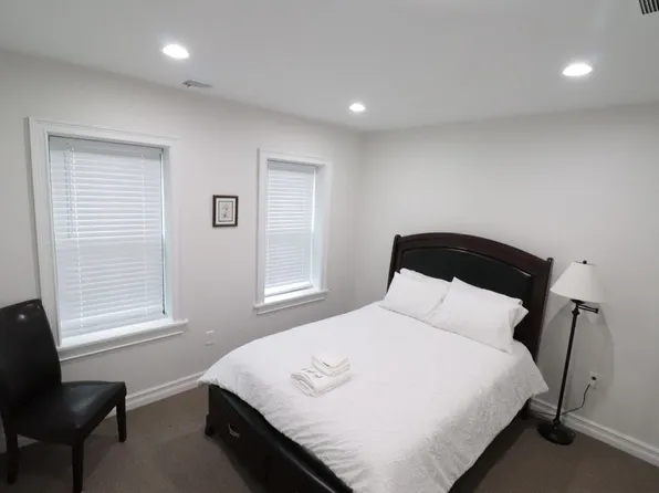 411-413 Franklin Ave / Jess Properties, LLC, 411-413 Franklin Ave #1S, Hartford, CT 06114