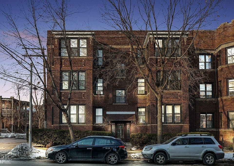 1st image of 1540 W Rosemont Ave #3W