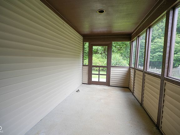 5th image of 2823 Singletree Dr