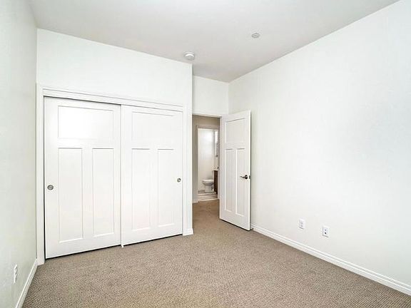 4th image of 4899 Catoctin Dr