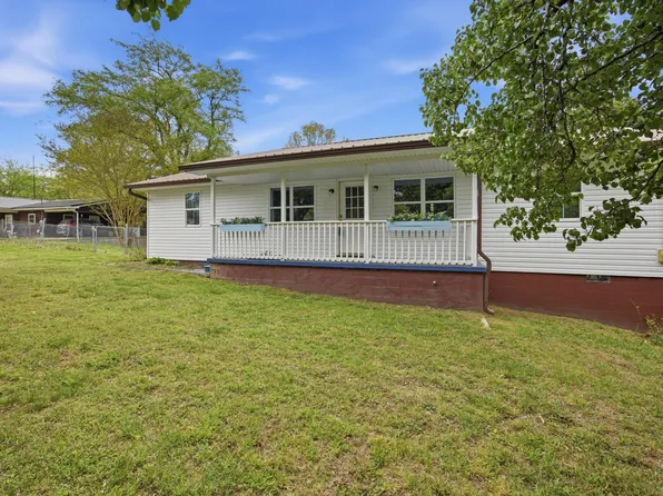 140 Bryant Ave, La Fayette, GA 30728