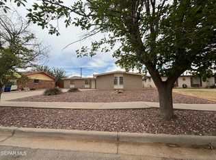 9925 Bourbon St, El Paso, TX 79924