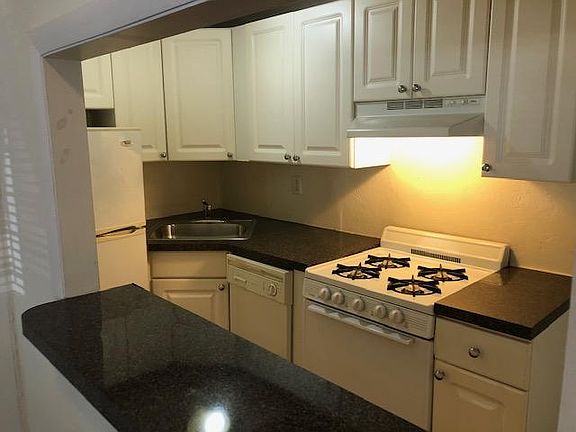 5th image of 708 Fairmount Ave Floor 1