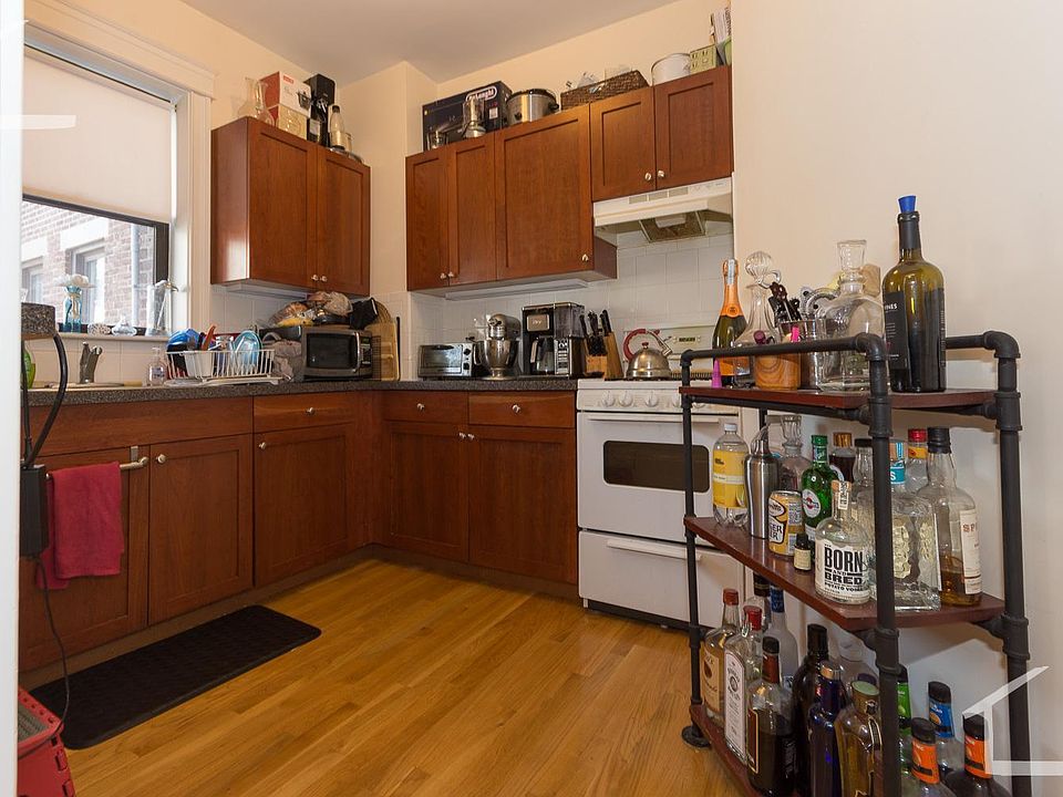 2nd image of 76 Quint Ave #Smn08