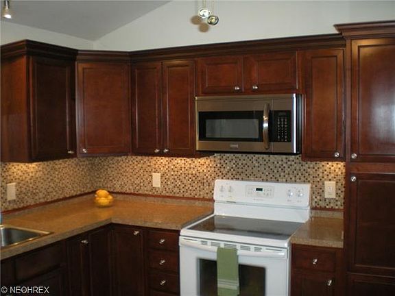 3rd image of 1280 Golden Gate Blvd