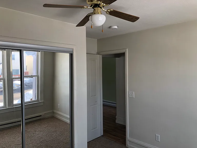 1 bed, 1.0 bath, 700 sqft, $1,100 — Photo 14