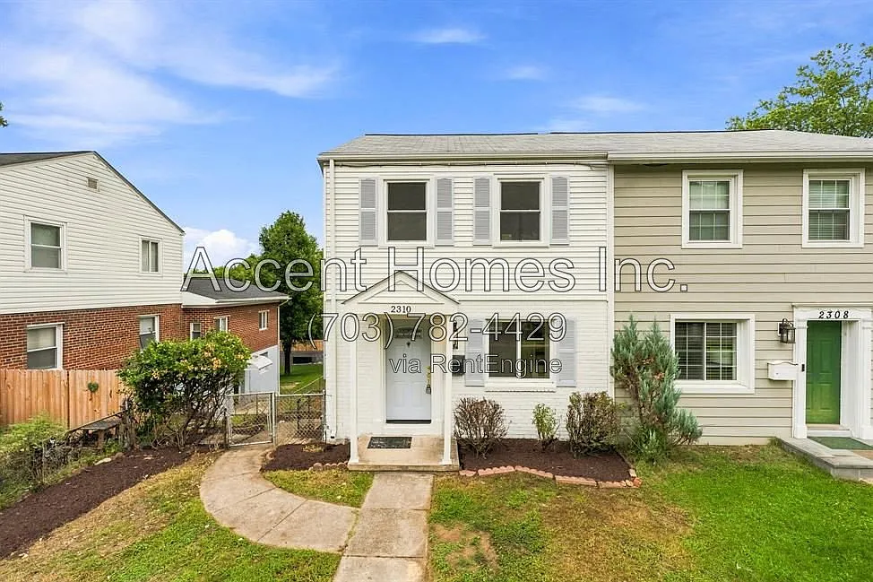 2 bed, 1.0 bath, 816 sqft, $3,300 — Photo 2