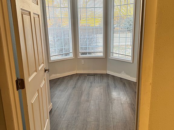 3rd bedroom Large but no closet