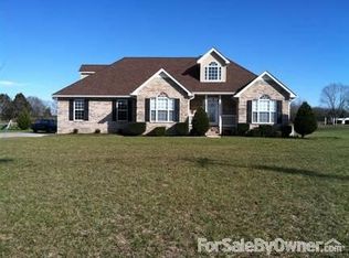 1996 Young Ln, Chapel Hill, TN 37034