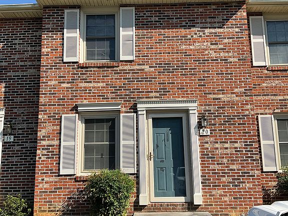 2nd image of 2811 E Oakland Ave APT 20