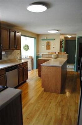 4th image of 5 Liberty Hill Dr