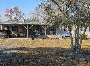 21 Glyndale Dr, Hortense, GA 31543