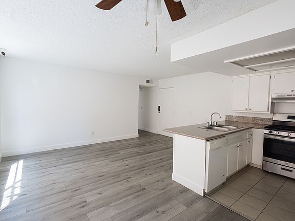 5th image of 724 S Berendo St APT 1E