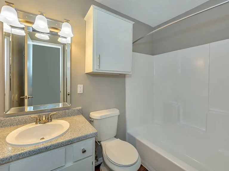 Trinity Pines Apartments — Photo 6