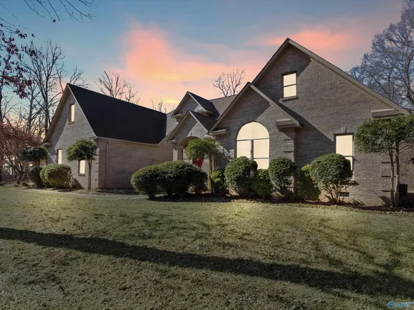 15615 McCulley Mill Rd, Athens, AL 35613