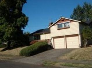 6712 SW 14th Ave #A, Portland, OR 97219