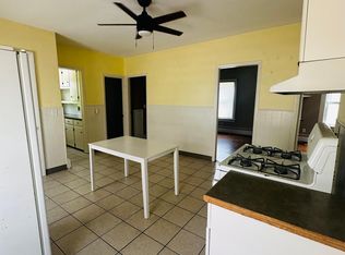 (Undisclosed Address), Bristol, RI 02809