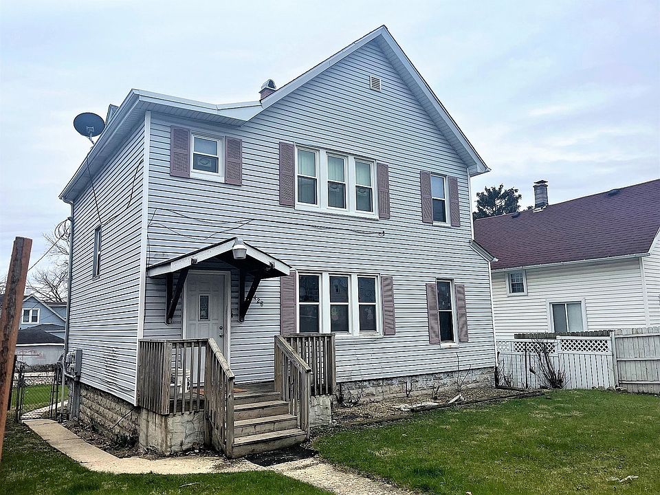 1428 E CASS ST Joliet IL | Zillow