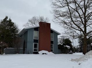 61 Grandview Ave, Jackson, OH 45640