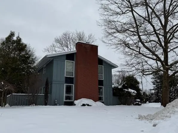 61 Grandview Ave, Jackson, OH 45640