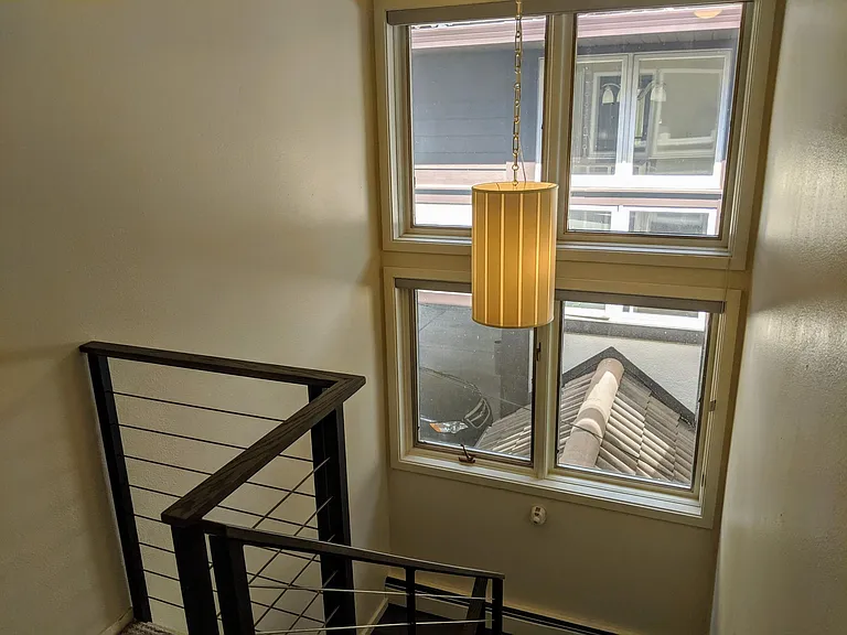 731 Pearl St — Photo 13