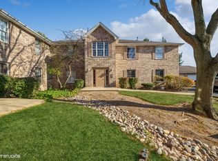 1930 Matthew Ct UNIT B, Elgin, IL 60123