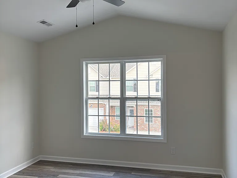 407 Triton Ln — Photo 18