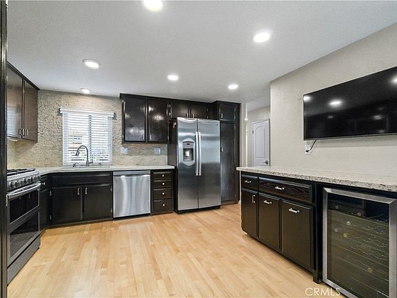 4th image of 766 S Langtree Ln