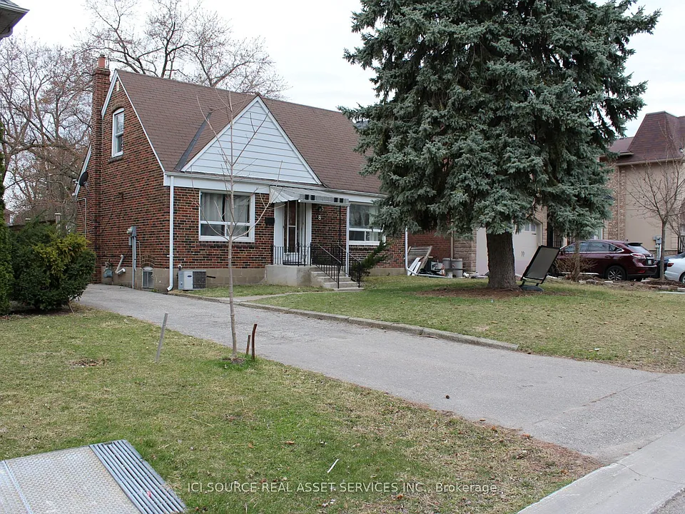 8 Talbot Rd