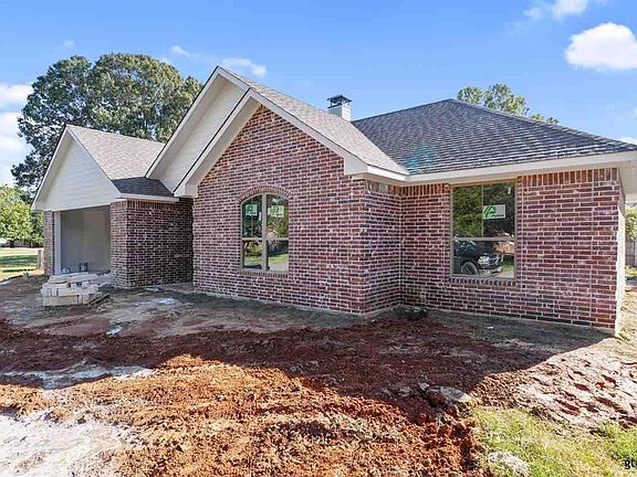 3rd image of 107 San Mateo Ln