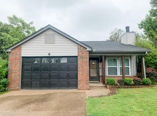 8 Brookhaven Ct, Bentonville, AR 72712