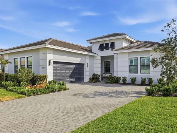 4950 Kiva Cir, Lakewood Ranch, FL 34211