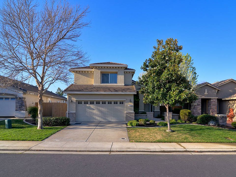2nd image of 709 Hillswick Cir