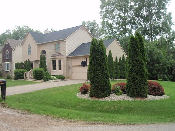 5th image of 5604 Wildrose Ave