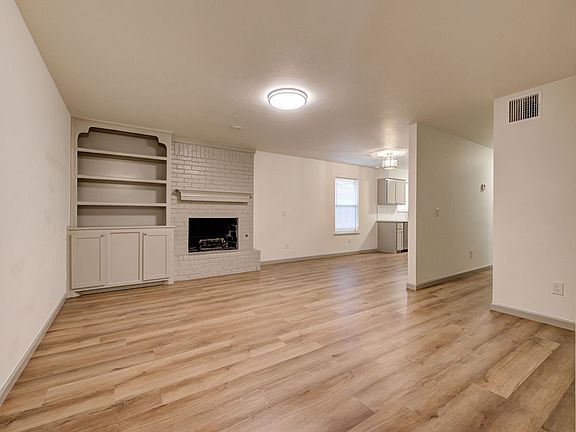 5th image of 2321 Cedar Brook Dr