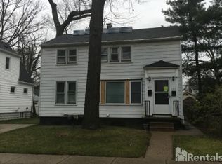 365 Fielding St, Ferndale, MI 48220