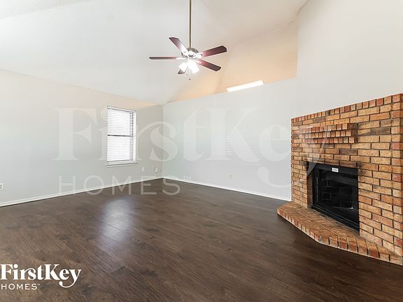 3rd image of 1317 Edelweiss Dr