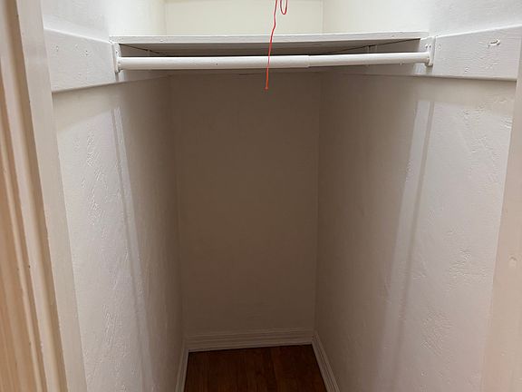 2nd image of 325 S Cloverdale Ave