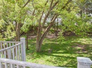 819 Spellman St, Mount Horeb, WI 53572